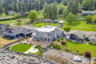 6779 Columbia Beach Dr, Clinton, WA 98236 - Photo 37