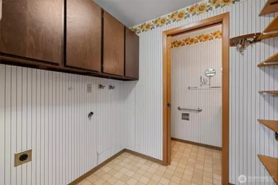 6323 89th Avenue W, University Place, WA 98467 - Photo 13