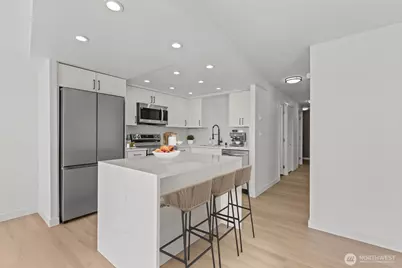 525 Belmont Avenue E #7A, Seattle, WA 98102 - Photo 13