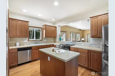 1301 Park Avenue, Puyallup, WA 98372 - Photo 11