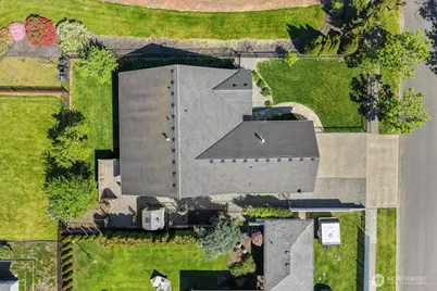 1301 Park Avenue, Puyallup, WA 98372 - Photo 37