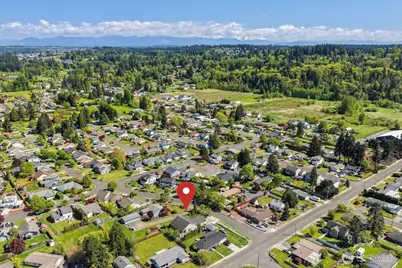 1301 Park Avenue, Puyallup, WA 98372 - Photo 5
