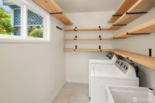 9823 Arrowsmith Ave S, Seattle, WA 98118 - Photo 21