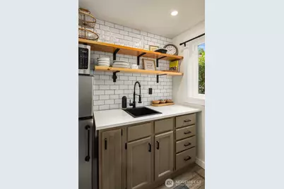 9823 Arrowsmith Avenue S, Seattle, WA 98118 - Photo 27