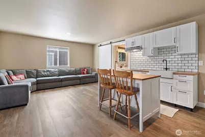 18323 121st Street E, Bonney Lake, WA 98391 - Photo 23