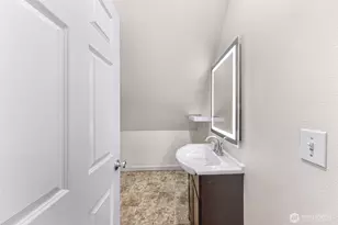 1418 Maple St, Everett, WA 98201 - Photo 25