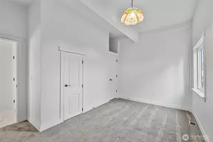 1016 N Pearl St, Centralia, WA 98531 - Photo 17