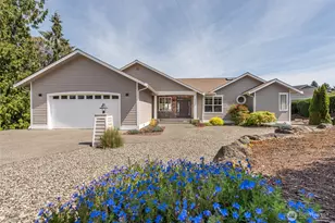 131 Moonlight Dr, Sequim, WA 98382 - Photo 3