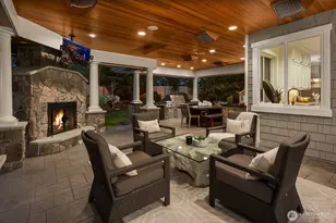 27212 SE 12th Pl, Sammamish, WA 98075 - Photo 37