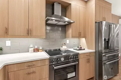 3449 California Avenue SW #B, Seattle, WA 98116 - Photo 7