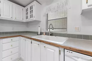 1829 137th St E, Tacoma, WA 98445 - Photo 7