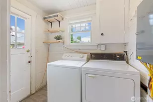 2929 Sunset Dr, Bellingham, WA 98225 - Photo 13