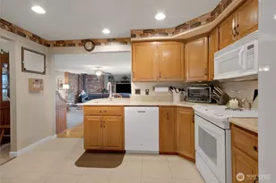 30925 22nd Ave SW, Federal Way, WA 98023 - Photo 11