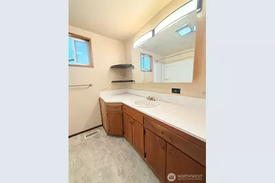 201 E Dewberry, Omak, WA 98841 - Photo 21