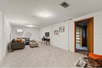 23312 Robin Hood Drive, Edmonds, WA 98020 - Photo 15