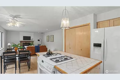 22771 SE 277th Place, Maple Valley, WA 98038 - Photo 9