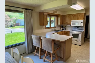 908 S 6th, Dayton, WA 99328 - Photo 5