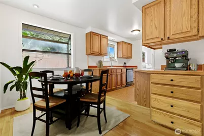 1013 NE 126th Street, Seattle, WA 98125 - Photo 17