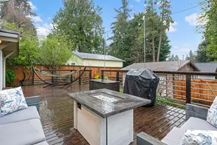 1516 NE 96th St, Seattle, WA 98115 - Photo 27
