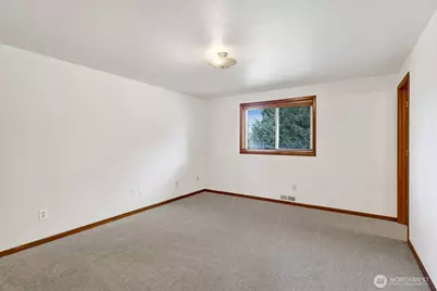 811 Vine Cir, Lynden, WA 98264 - Photo 25