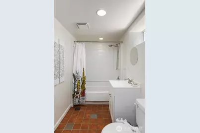 8111 10th Avenue S, Seattle, WA 98108 - Photo 31