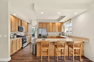 2301 23rd St, Anacortes, WA 98221 - Photo 9
