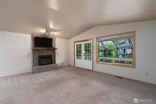 2301 30th St, Anacortes, WA 98221 - Photo 11