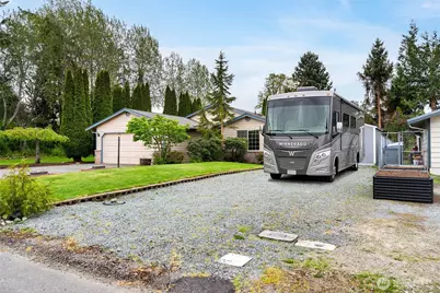 2301 30th Street, Anacortes, WA 98221 - Photo 3