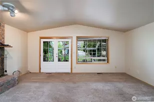 2301 30th St, Anacortes, WA 98221 - Photo 15