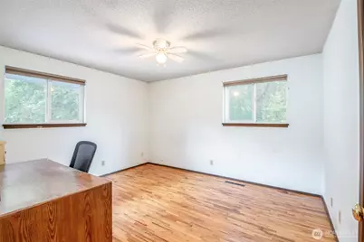 9111 116th Street E, Puyallup, WA 98373 - Photo 33