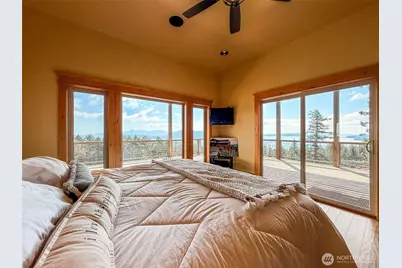 726 Pine Ridge Drive, Orcas Island, WA 98279 - Photo 11