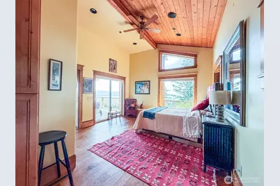 726 Pine Ridge Drive, Orcas Island, WA 98279 - Photo 19