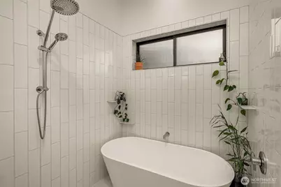 4321 S Holly Street, Seattle, WA 98118 - Photo 17