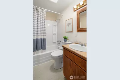 570 SE Andrews Street, Issaquah, WA 98027 - Photo 17