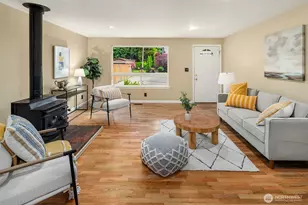 570 SE Andrews St, Issaquah, WA 98027 - Photo 3