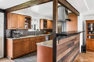 10402 Douglas Dr SW, Lakewood, WA 98499 - Photo 13