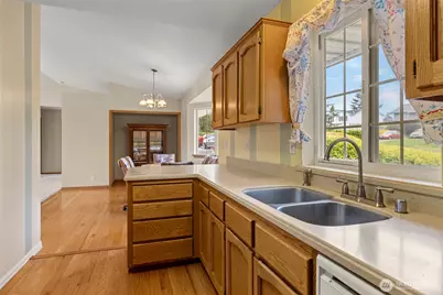 660 Cranberry Drive, Oak Harbor, WA 98277 - Photo 21