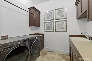5927 178th Ct SE, Bellevue, WA 98006 - Photo 15