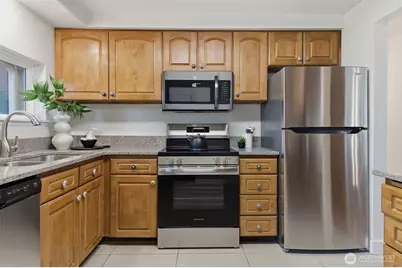 6123 NE 185th Street, Kenmore, WA 98028 - Photo 11