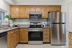 6123 NE 185th St, Kenmore, WA 98028 - Photo 11