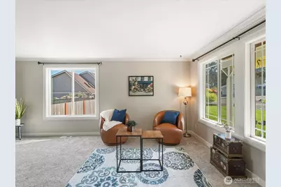 12023 225th Avenue Ct E, Bonney Lake, WA 98391 - Photo 5