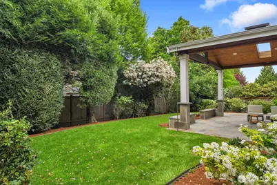 323 239th Ct SE, Sammamish, WA 98074 - Photo 39