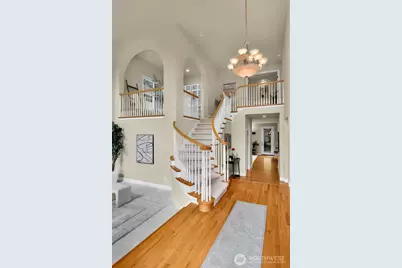 323 239th Ct SE, Sammamish, WA 98074 - Photo 5