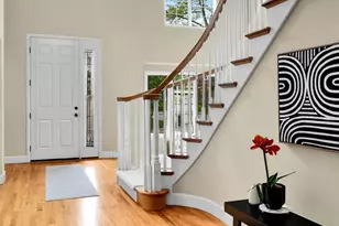 323 239th Ct SE, Sammamish, WA 98074 - Photo 11