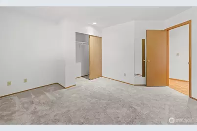 911 NW Leisure Lane, Bremerton, WA 98311 - Photo 17