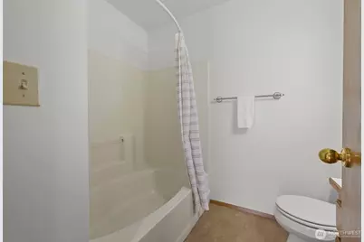 911 NW Leisure Lane, Bremerton, WA 98311 - Photo 19
