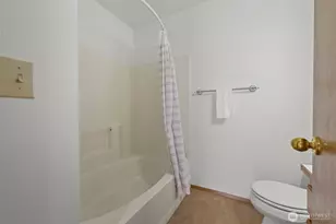 911 NW Leisure Ln, Bremerton, WA 98311 - Photo 19