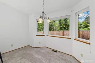 911 NW Leisure Ln, Bremerton, WA 98311 - Photo 13