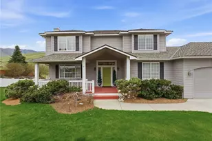 2070 Maiden Ln, Wenatchee, WA 98801 - Photo 3