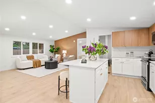 14306 Greenbelt Dr E, Bonney Lake, WA 98391 - Photo 5